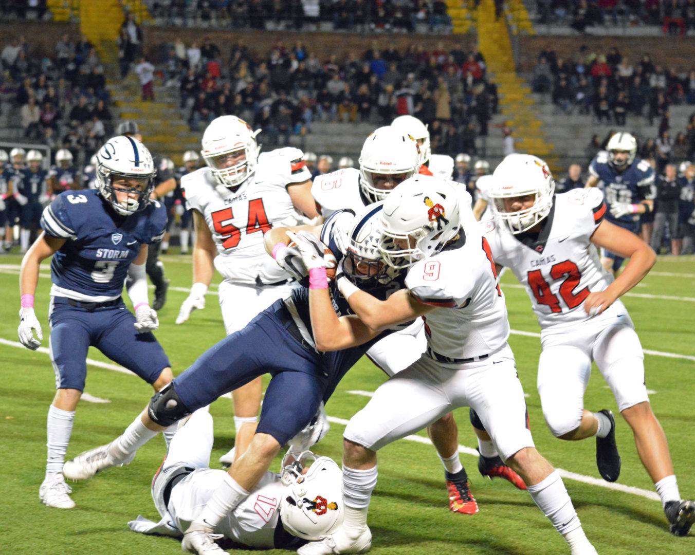 Camas sets tone on defense