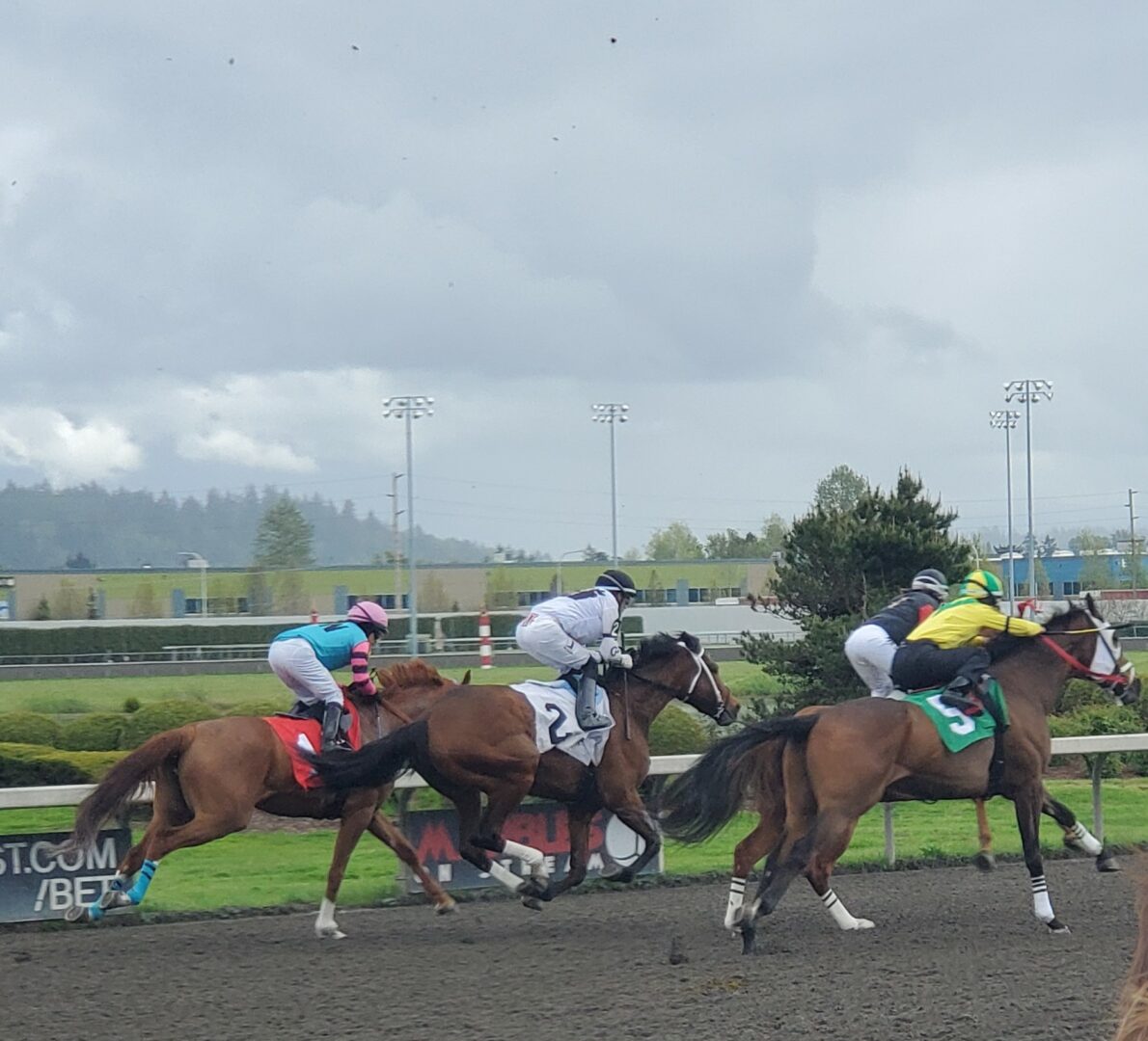 emd away and running 1st race 2023