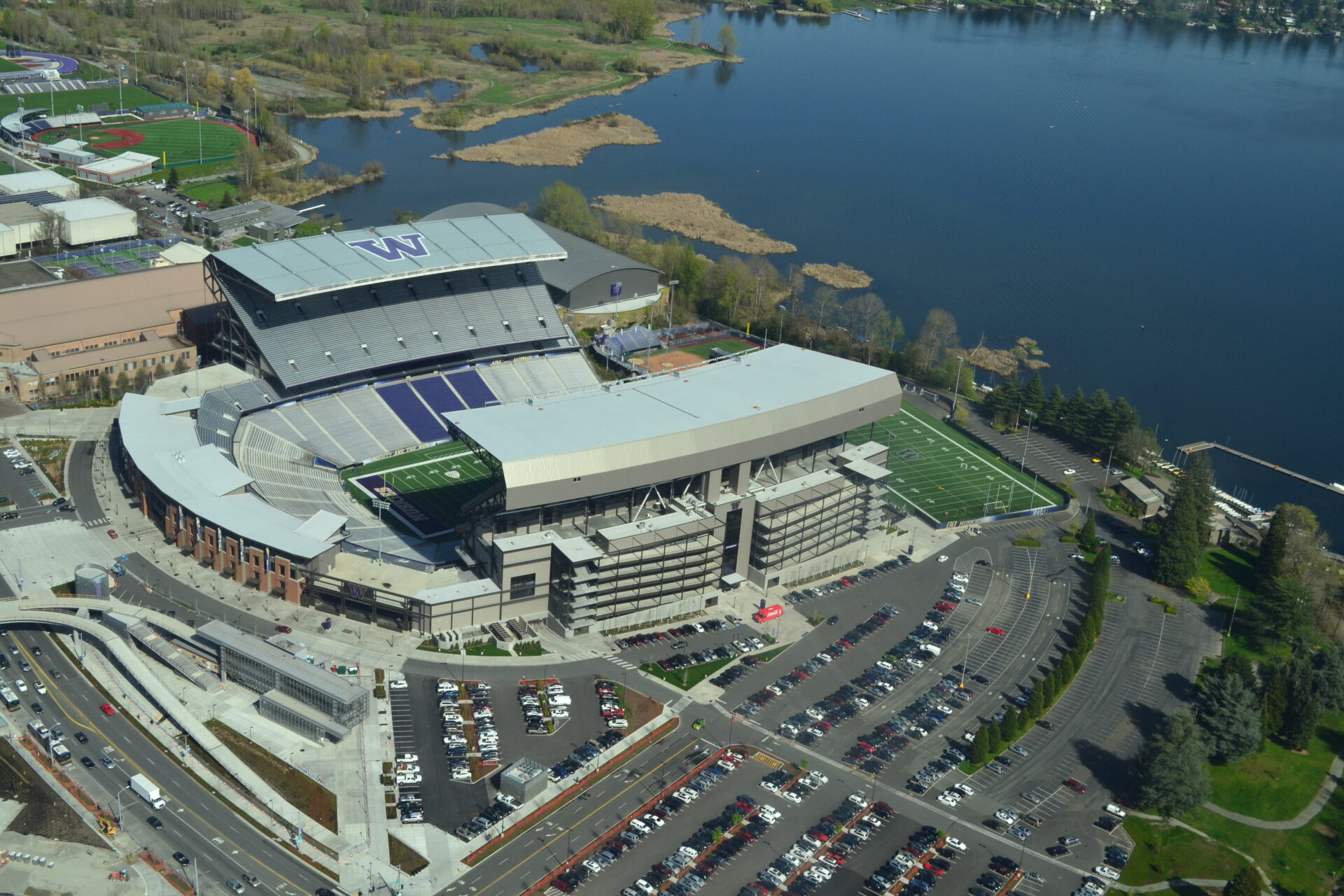 husky stadium 2