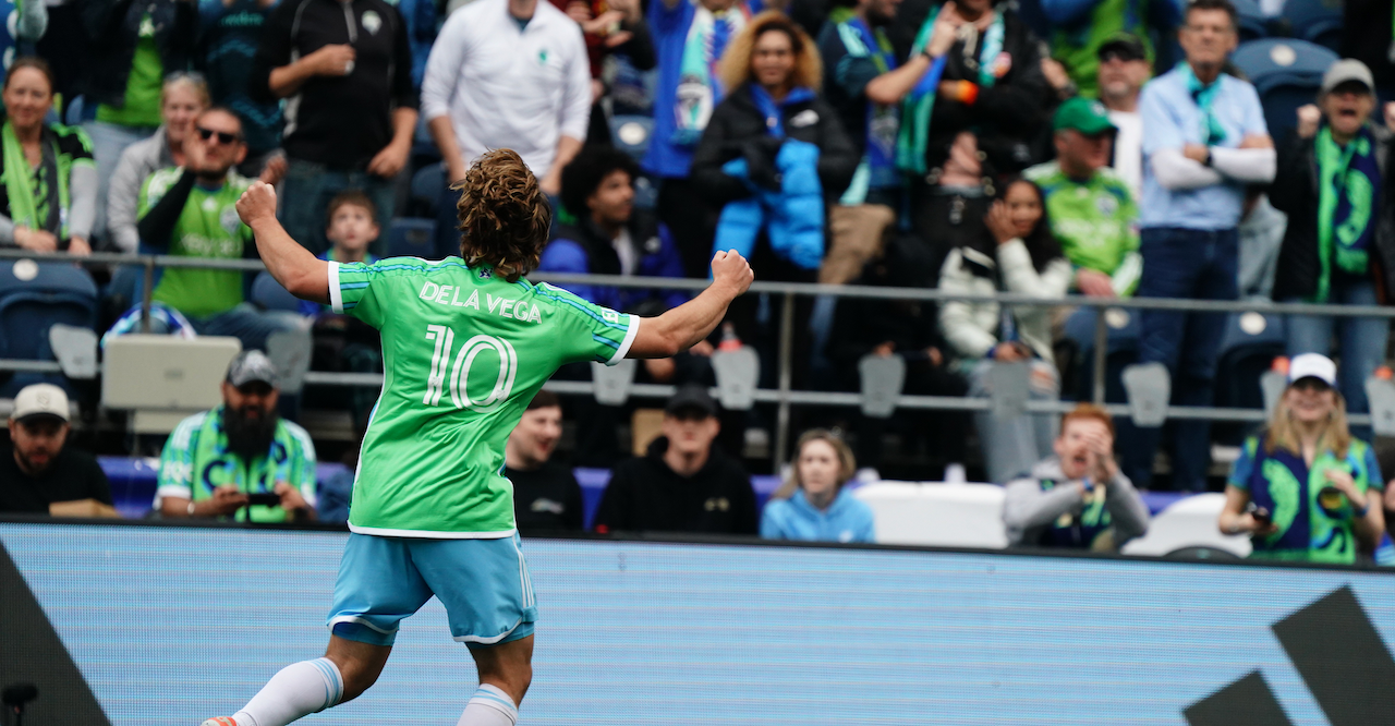 sounders dela vega