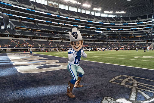 nfl cowboys mascot