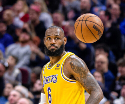 LeBron_James_-_51959723161